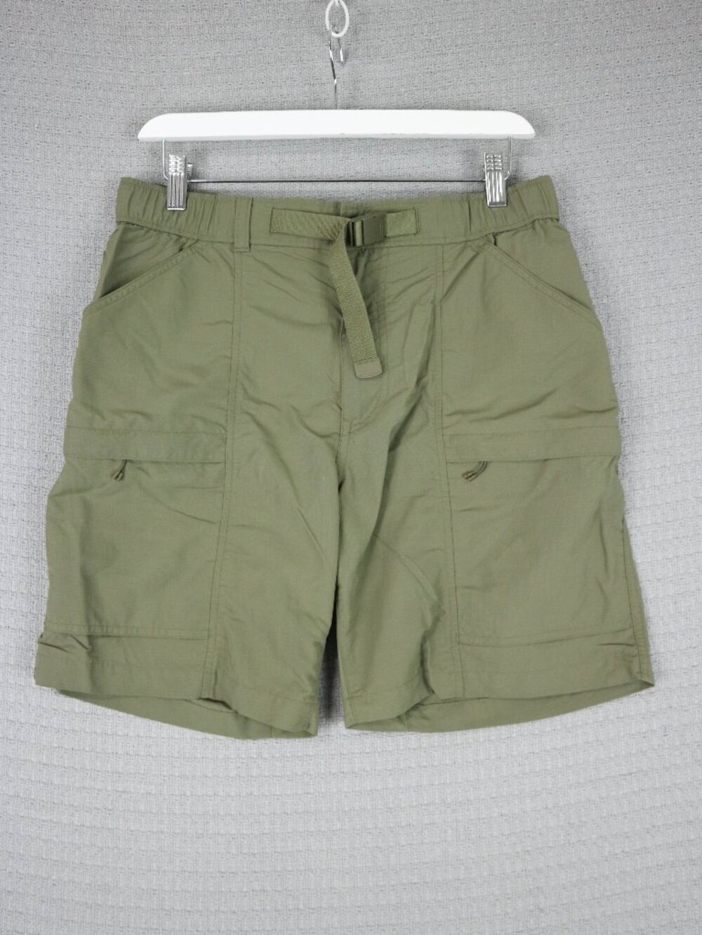 Uniqlo Nylon Cargo Shorts Khaki Green Size 9 Womens